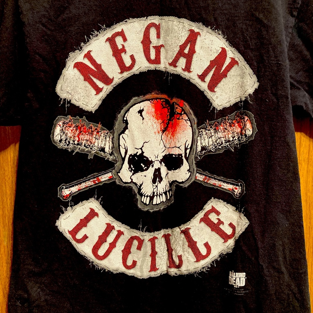 Walking Dead T-shirt Medium